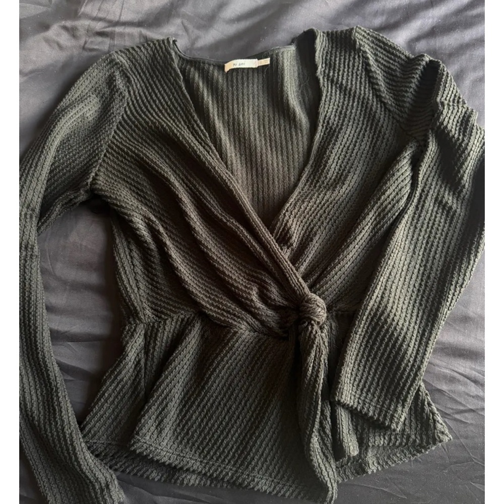 Francesca’s Wrap Top